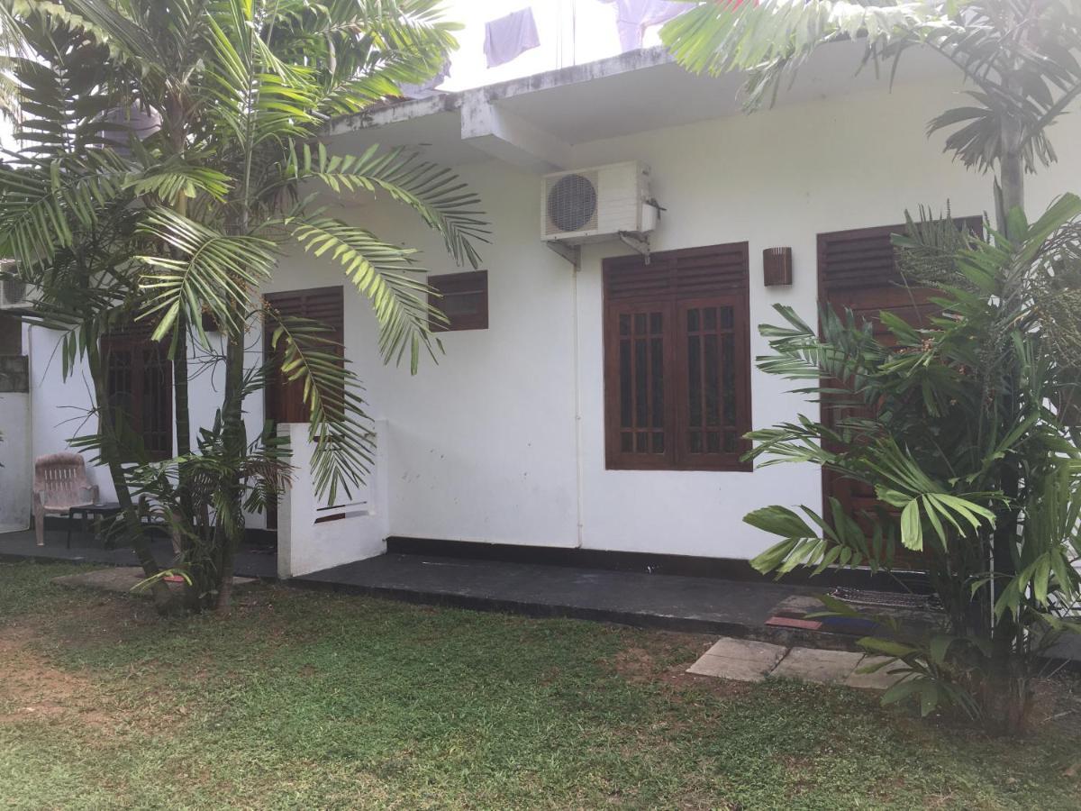 Family Guest House 미리사 외부 사진