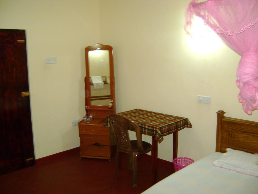 Family Guest House 미리사 외부 사진