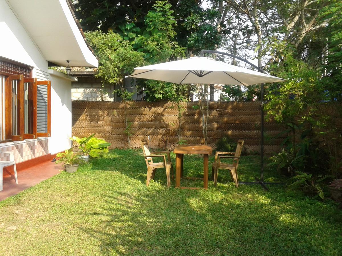 Family Guest House 미리사 외부 사진